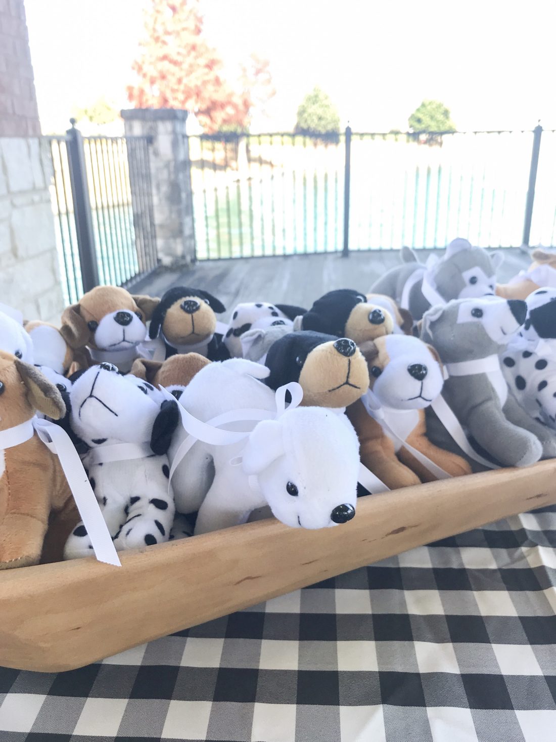 puppy dog themed birthday party favors, adopt a puppy, stuffed puppy dogs